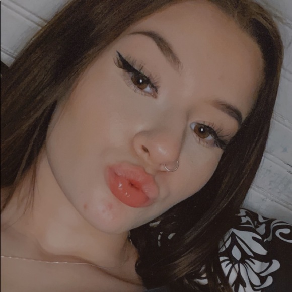 Meet your Posher, Savanna - Picture 1 of 1